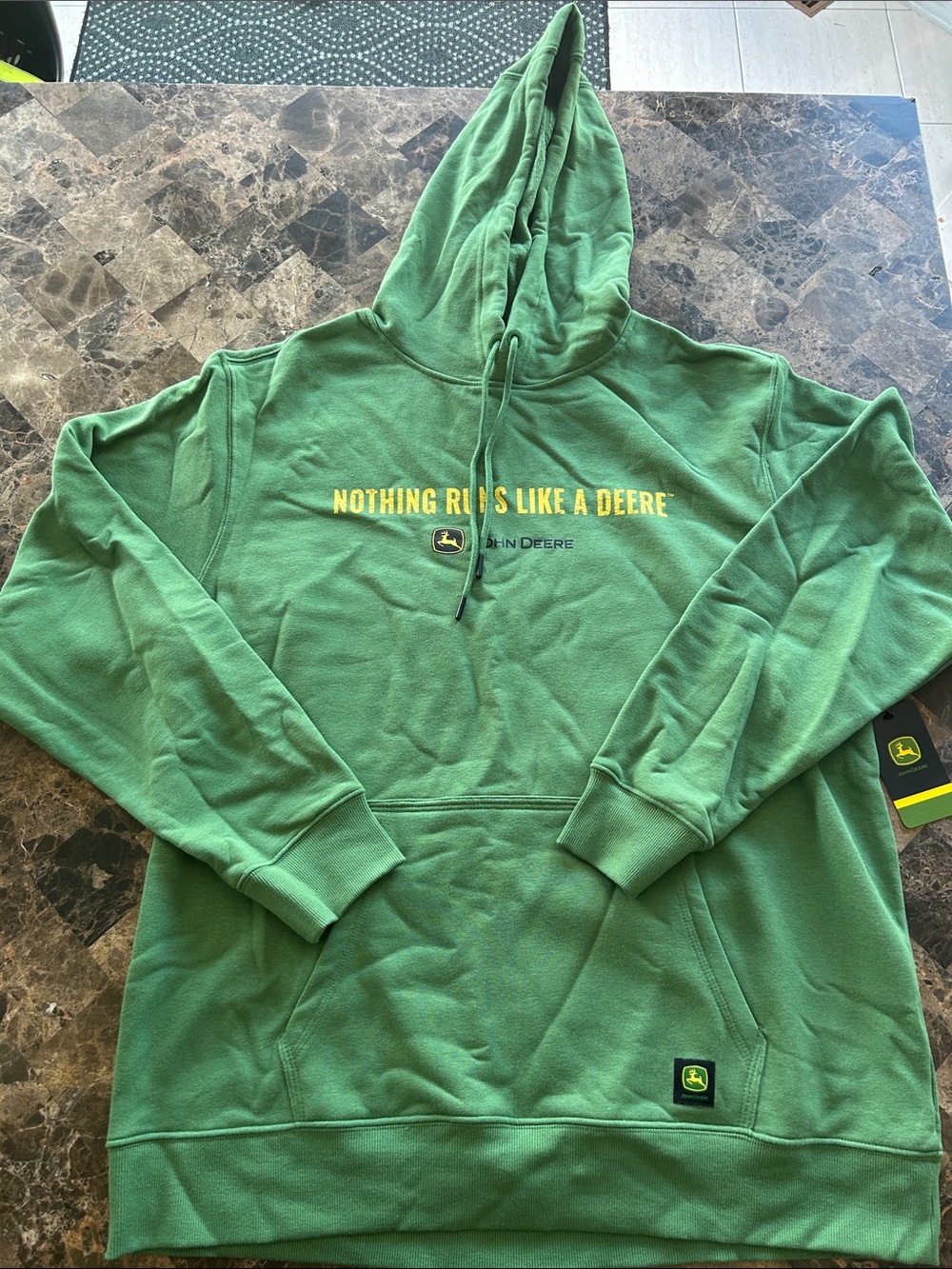 NWT 🆕 John Deere Green Hoodie with Yellow Logo and Slogan size L